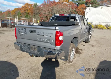 2018 Toyota Tundra Sr5 5.7L V8 z USA, uszkodzony, nr VIN 5TFUY5F14JX739565